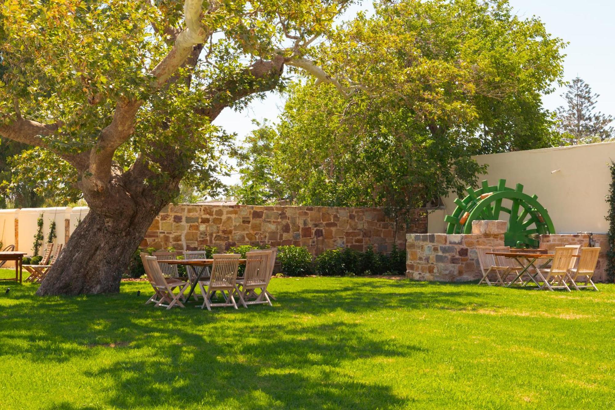 Royal Pearl Island Chios Hotel And Spa Bagian luar foto