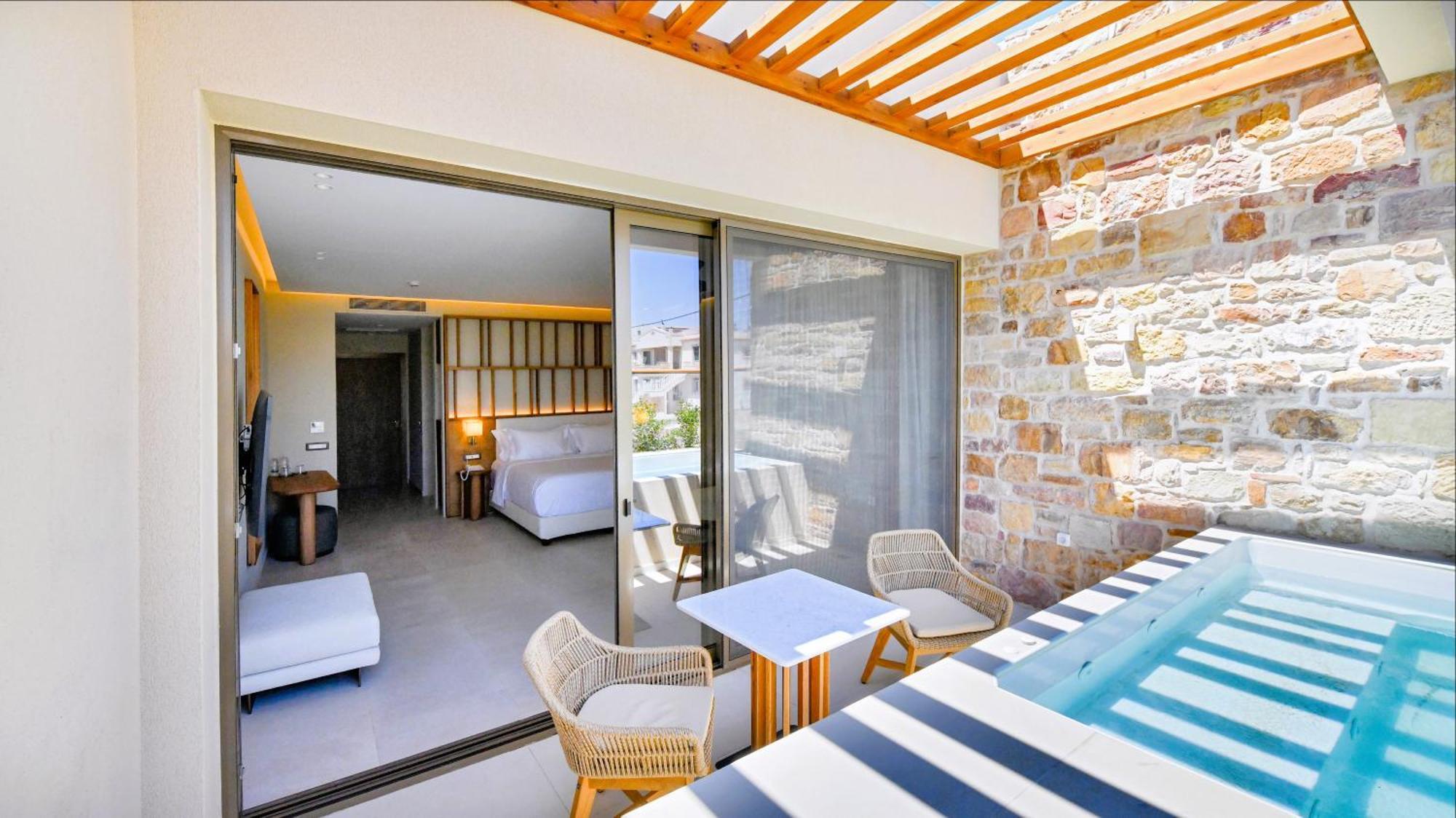 Royal Pearl Island Chios Hotel And Spa Bagian luar foto