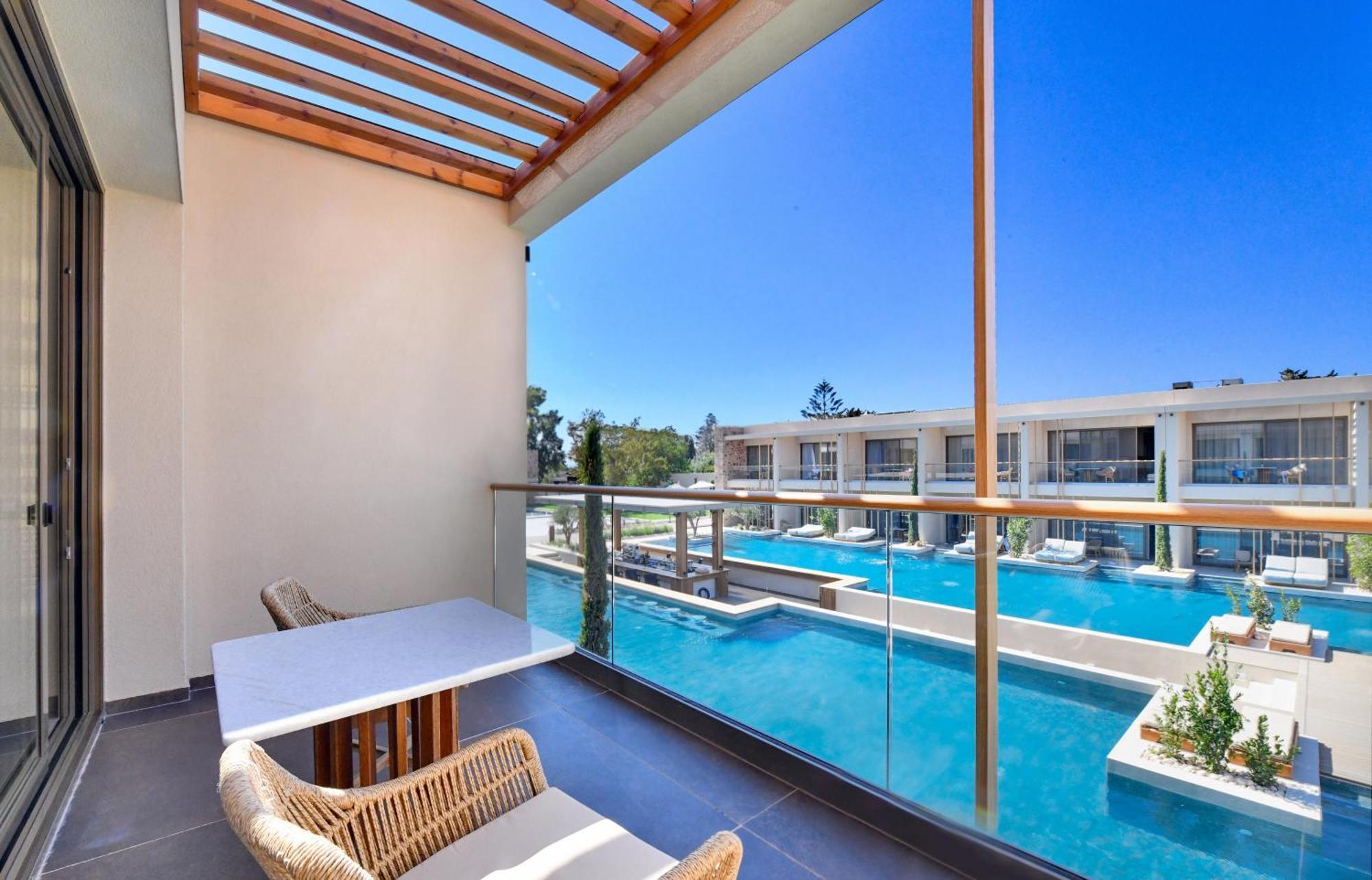 Royal Pearl Island Chios Hotel And Spa Bagian luar foto