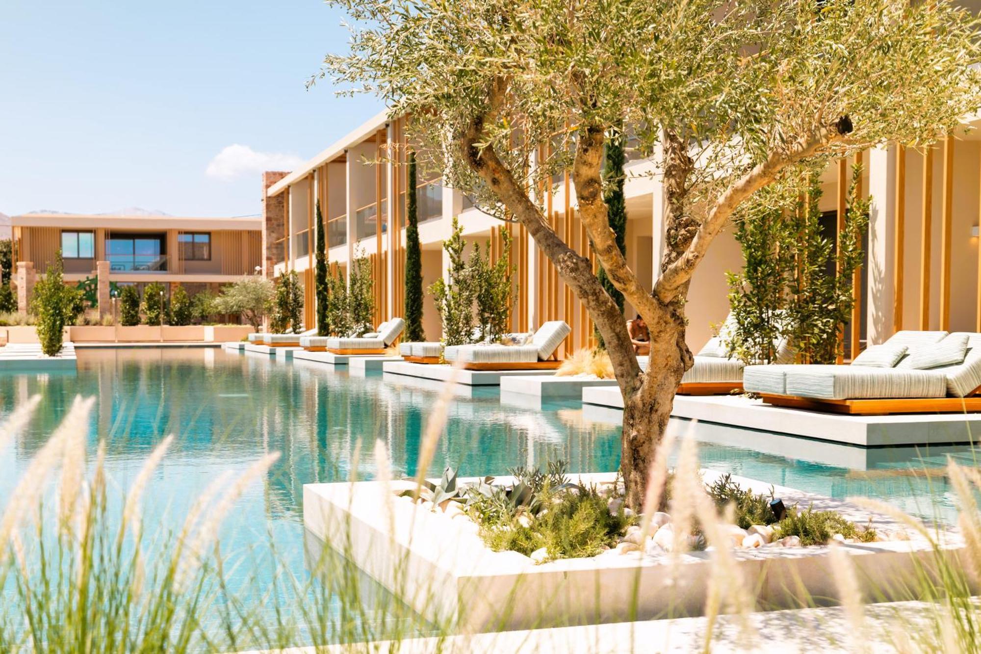 Royal Pearl Island Chios Hotel And Spa Bagian luar foto